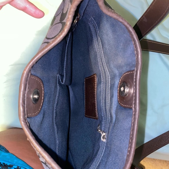 Kitt messenger crossbody bag - Picture 5 of 6